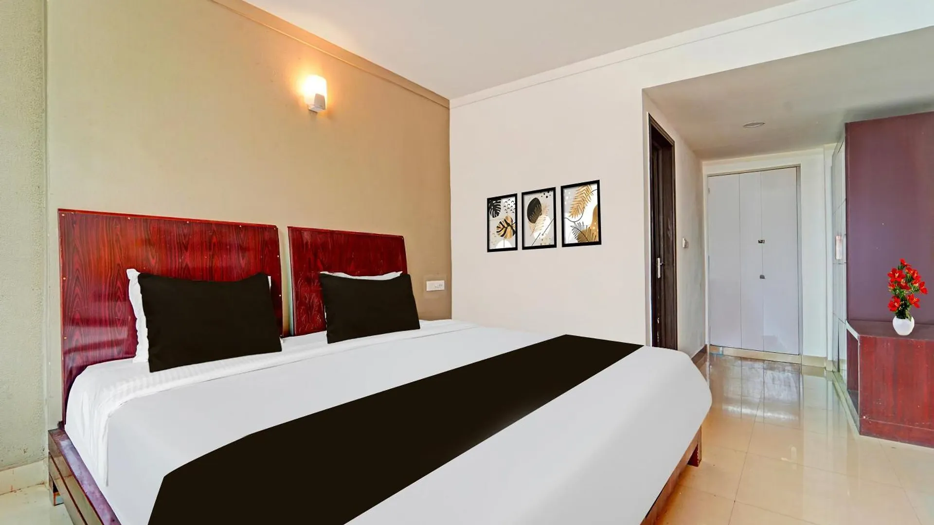 Hotel Super Collection O Alappuzha Town