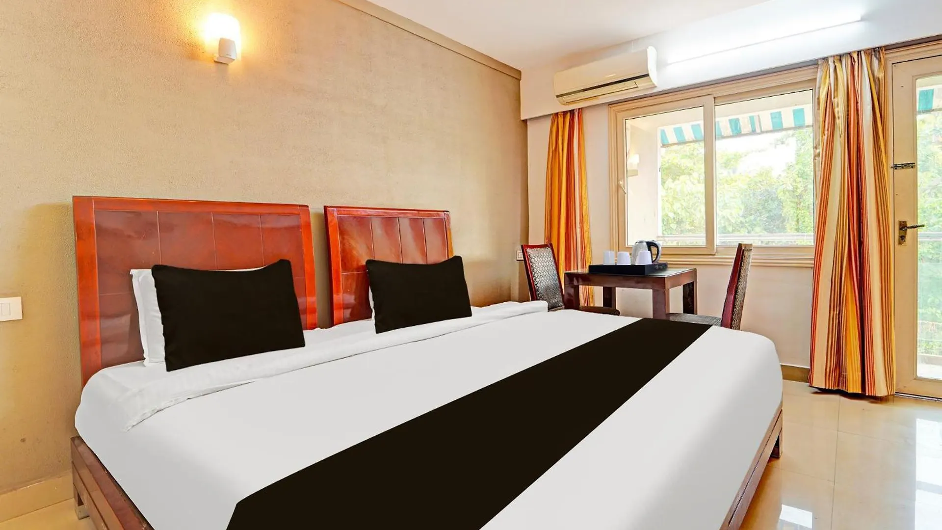 Hotel Super Collection O Alappuzha Town Inde